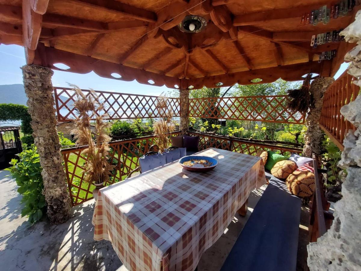 Prespa'S Balcony Guesthouse Dolna Gorica Eksteriør bilde