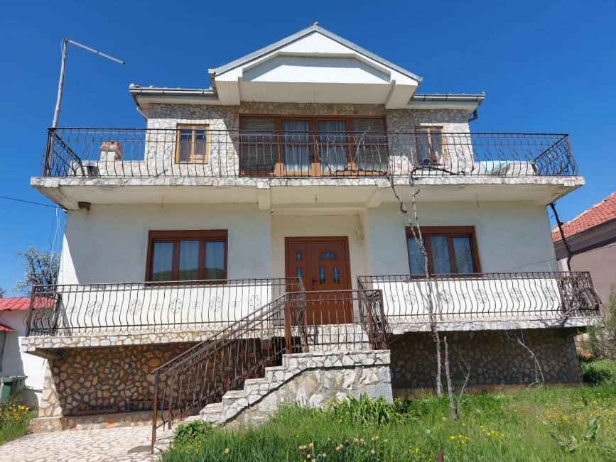 Prespa'S Balcony Guesthouse Dolna Gorica Eksteriør bilde
