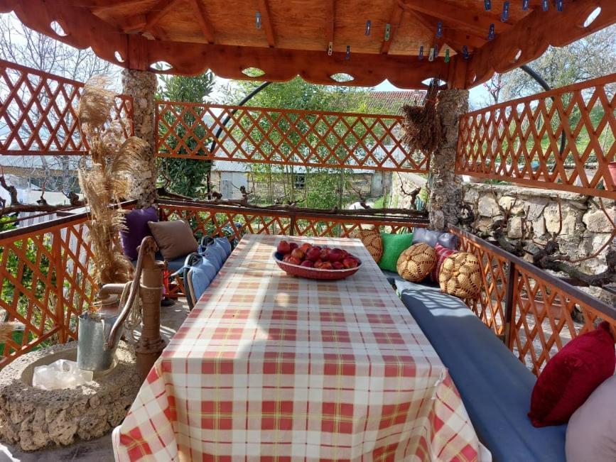 Prespa'S Balcony Guesthouse Dolna Gorica Eksteriør bilde