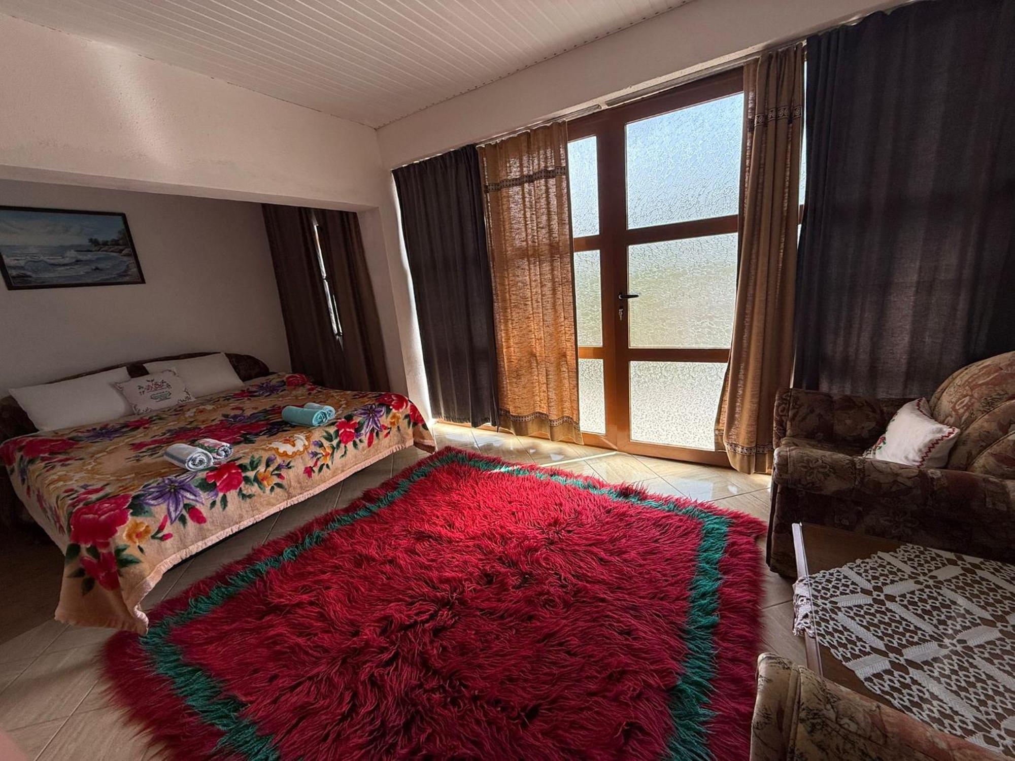 Prespa'S Balcony Guesthouse Dolna Gorica Eksteriør bilde
